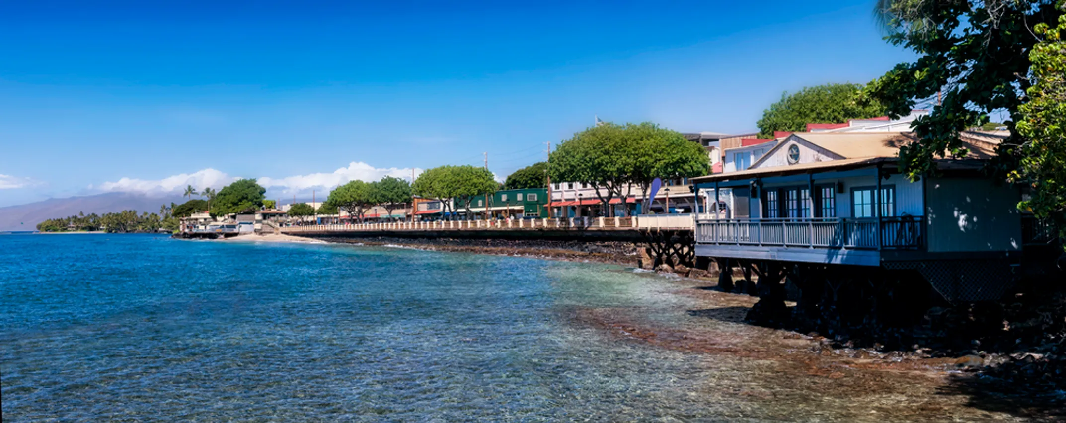 Maui's diverse landscapes showing mountains, valleys, and coastline