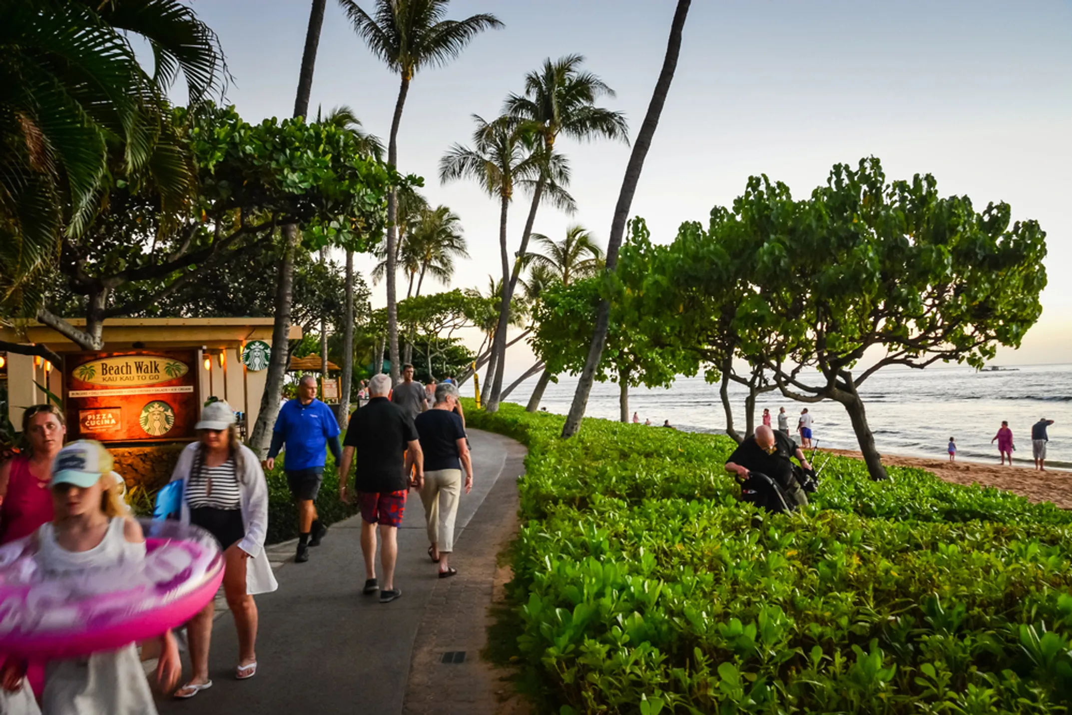 South Maui's beautiful beaches and sunny coastline