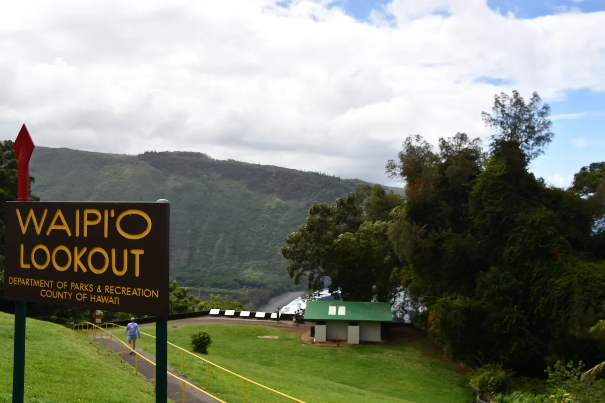 Waipiʻo Valley Lookout showing the dramatic cliffs and sacred valley floor