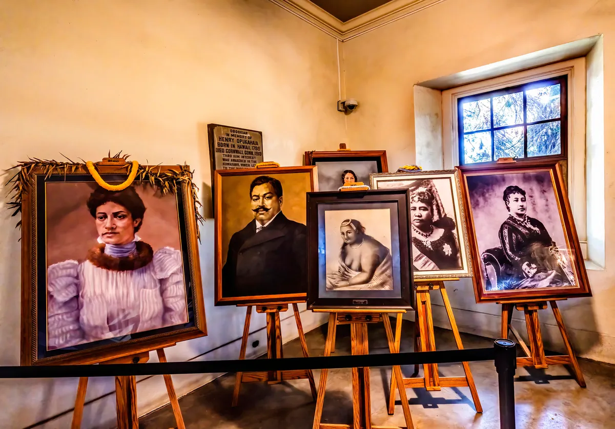 Hawaiian royal coat of arms displayed at museum entrance