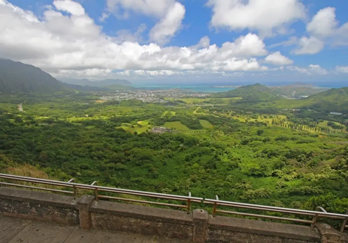 Stunning windward coast of Oahu as viewed from elevated perspective