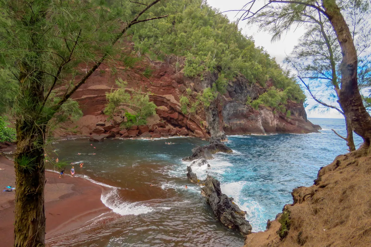 Hidden gem locations on Big Island featuring secluded beaches and off-the-beaten-path adventures