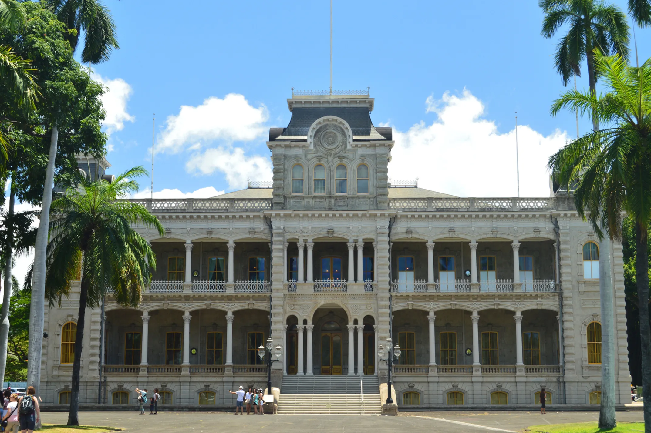 Traditional Hawaiian cultural practices being passed down through generations